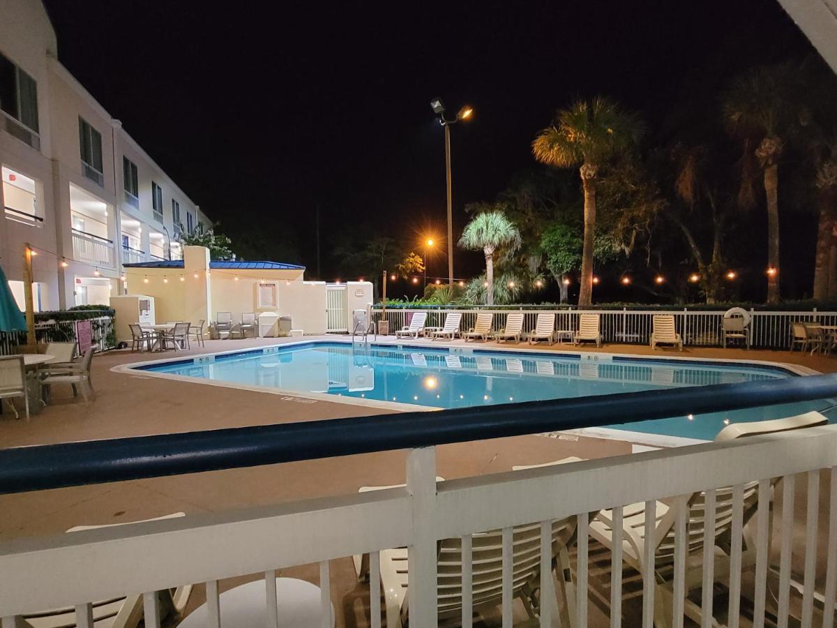 Hotel Carolina A Days Inn By Wyndham Hilton Head Island Buitenkant foto