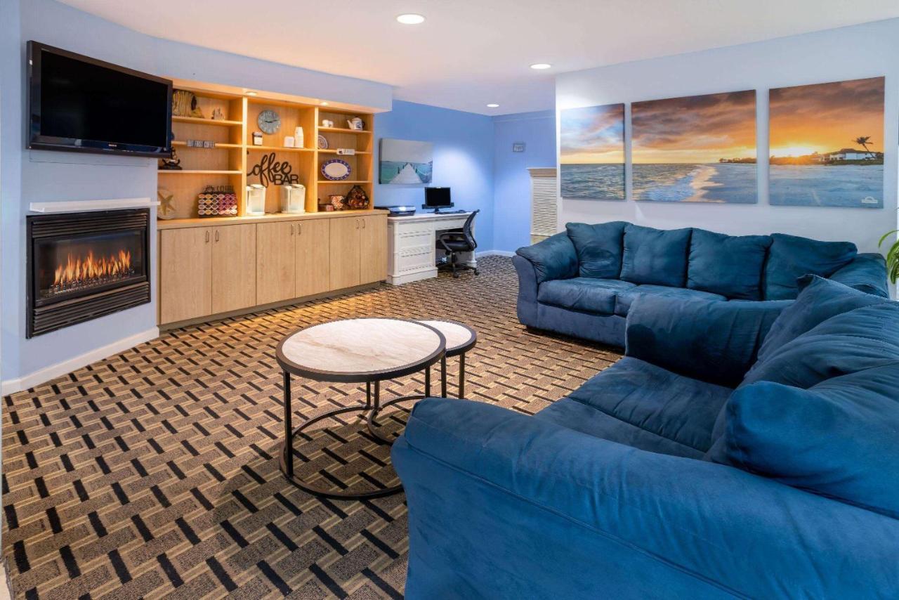 Hotel Carolina A Days Inn By Wyndham Hilton Head Island Buitenkant foto