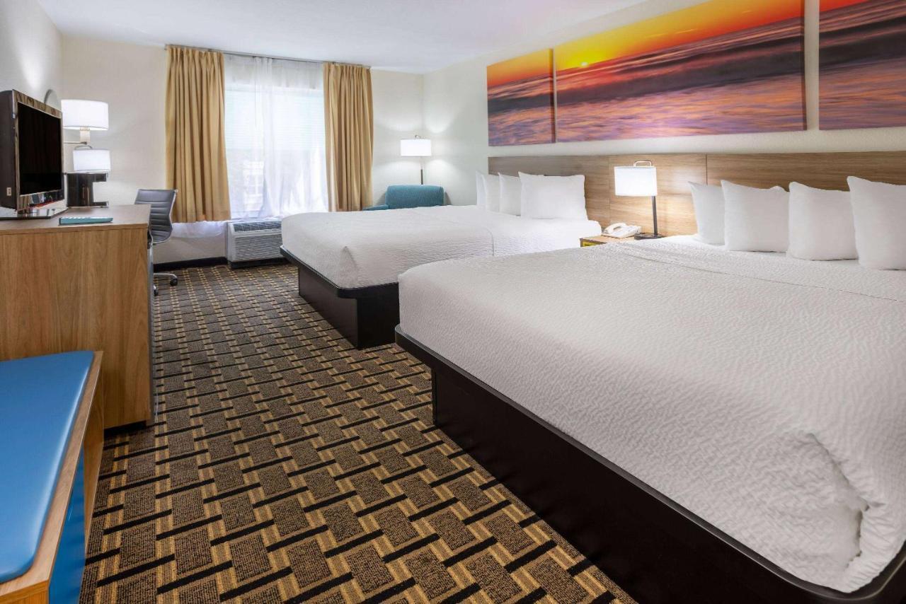 Hotel Carolina A Days Inn By Wyndham Hilton Head Island Buitenkant foto